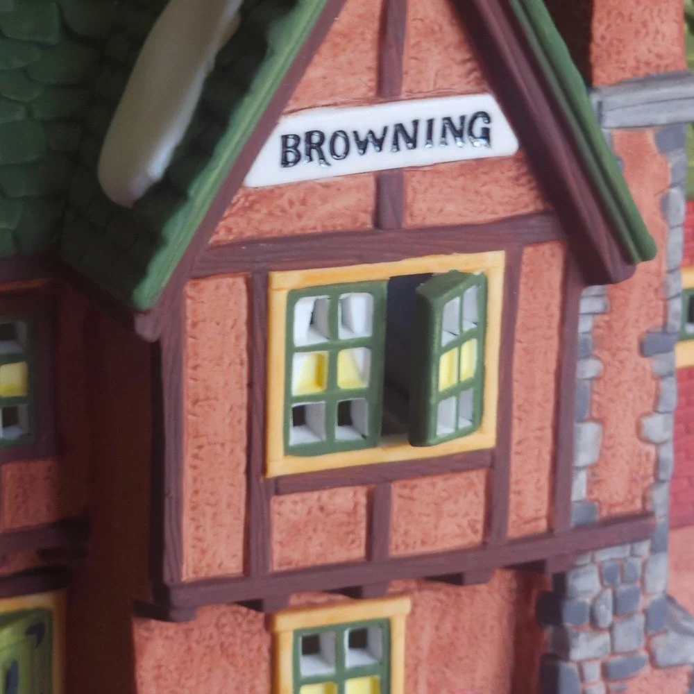 Dept 56 Dickens Village Browning Cottage 58246 Vintage Lighted House In Box EUC